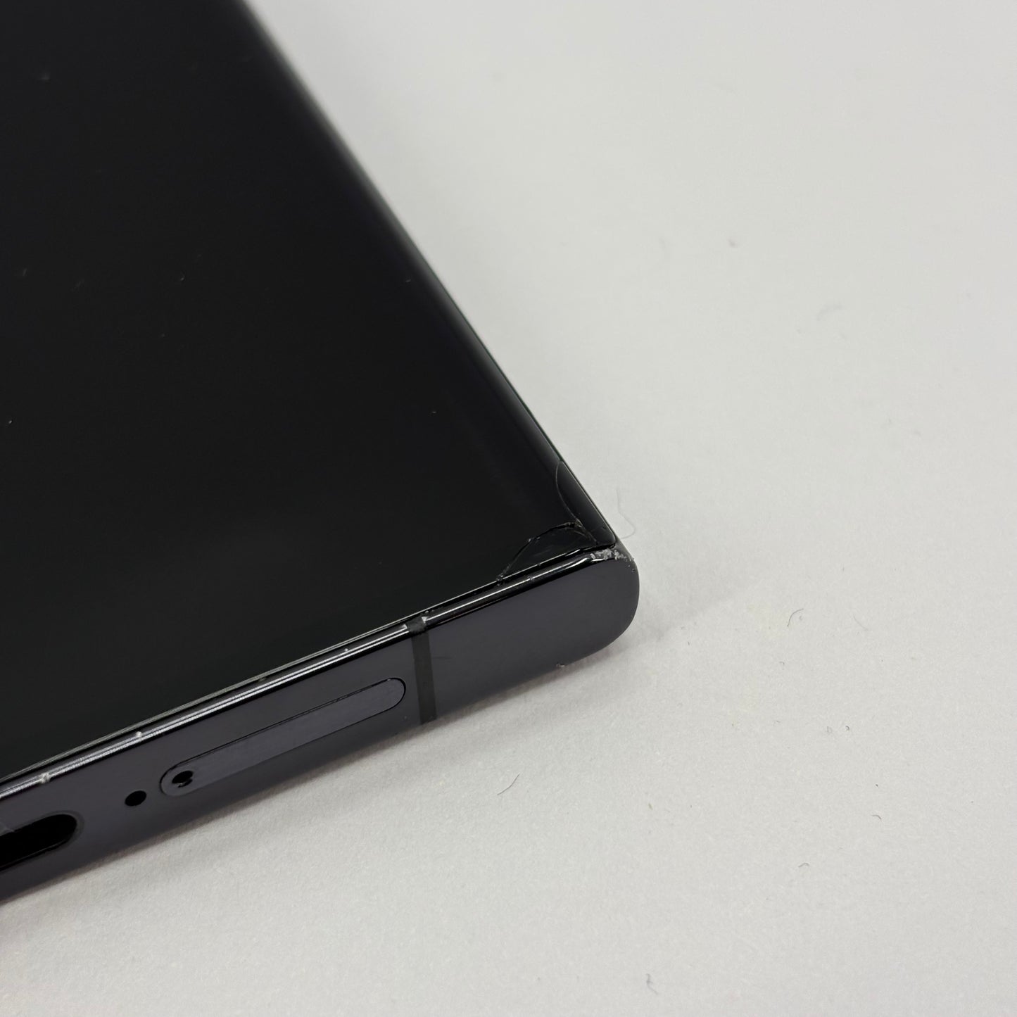 Broken Unlocked Samsung Galaxy S23 Ultra 512GB Phantom Black
