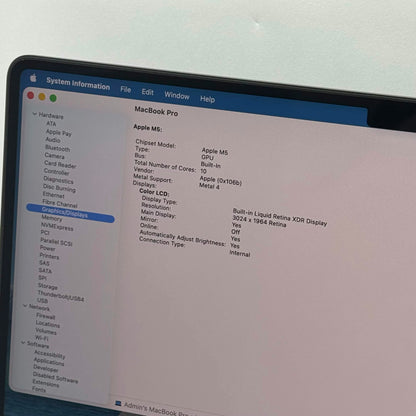 2025 Apple MacBook Pro 14" M5 10C GPU 4.6GHz 32GB RAM 1TB SSD MJ3D4LL/A